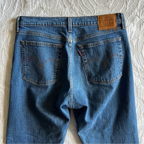 Levi's Premium - Wedgie Straight Fit - Jive Stonewash Medium Wash - Picture 10 of 13